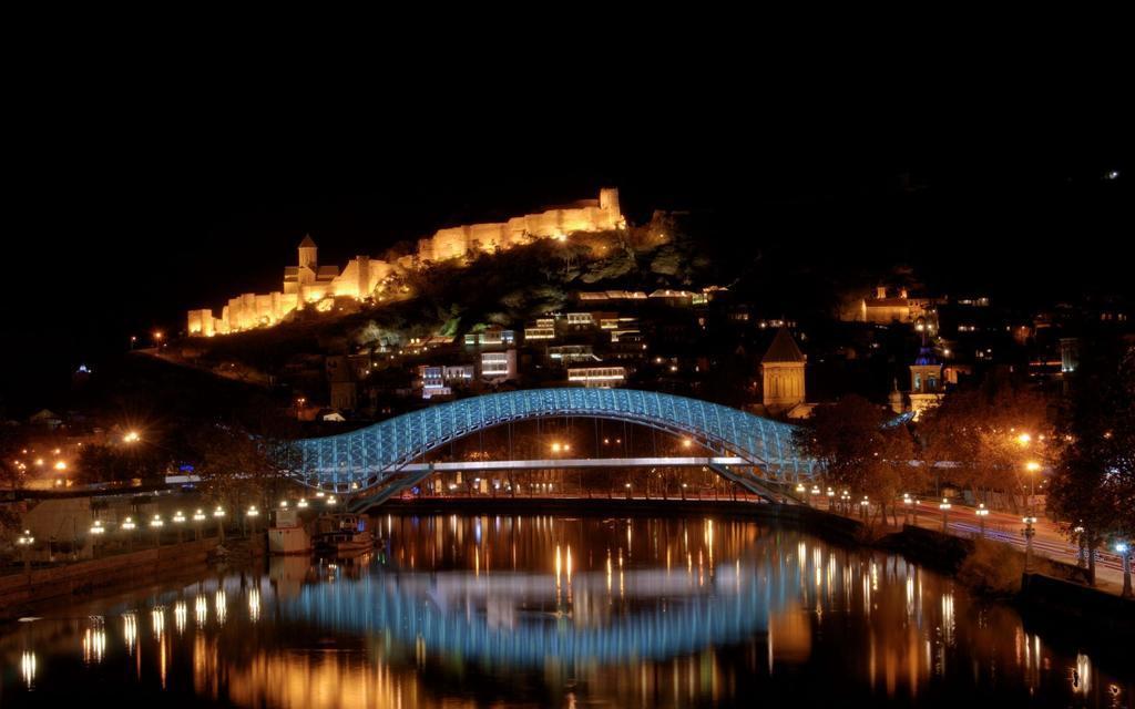 A Class Apartments In Old Tbilisi Shardeni Экстерьер фото